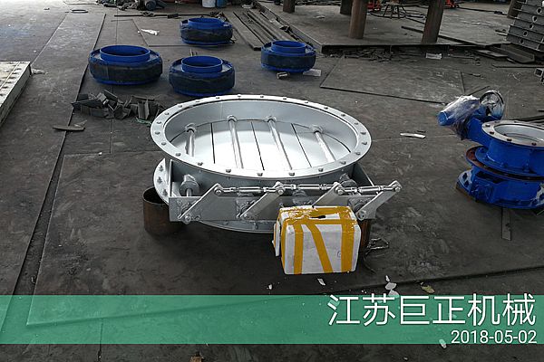 圓形擋板門(mén)（直徑200cm）生產(chǎn)場(chǎng)景一覽